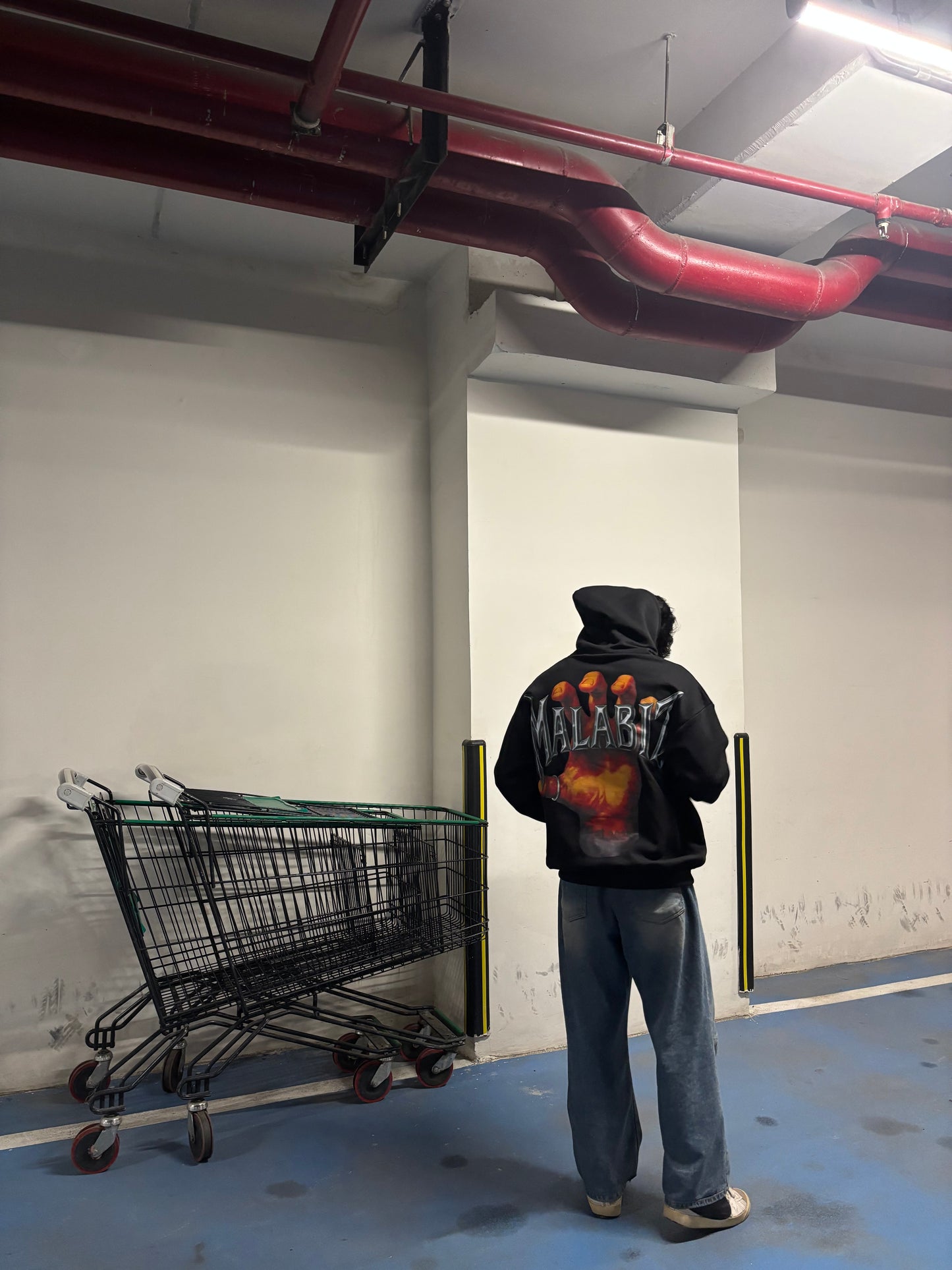 IRON GRIP OVERSIZED HOODIE